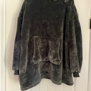 Cozy Gray Oversized Hoodie